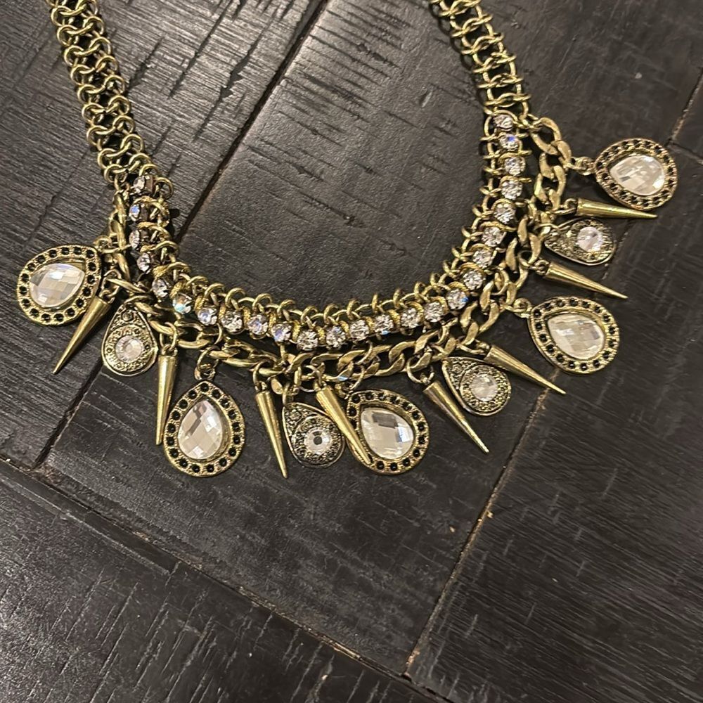 NWT Antique Gold Tone Crystal Teardrop and Spike Necklace Boho Unique - Picture 2 of 7